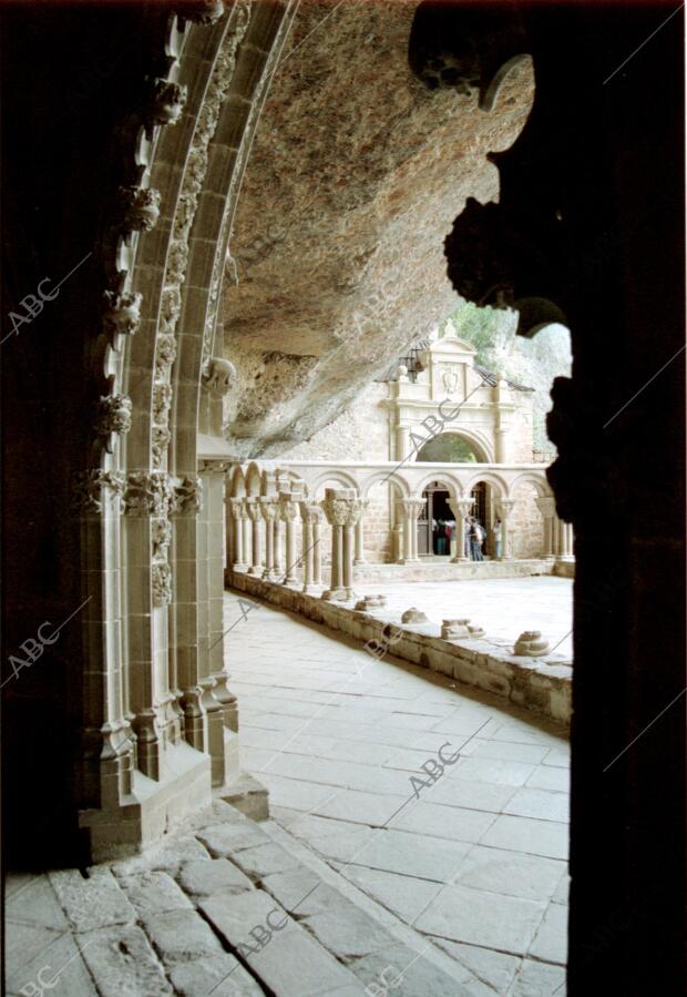 El claustro del monasterio de San Juan de la Peña