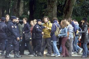 Manifestación de estudiantes contra la guerra de Afganistán