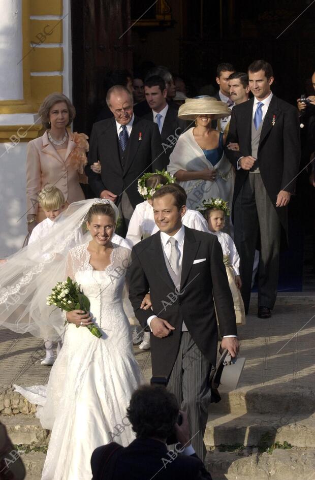 Boda en Villamanrique con asistencia de Sar los Reyes y el Principe Felipe