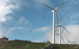 Molinos de Produccion de Energia Eolica Situados en la provincia de Avila (cerca...