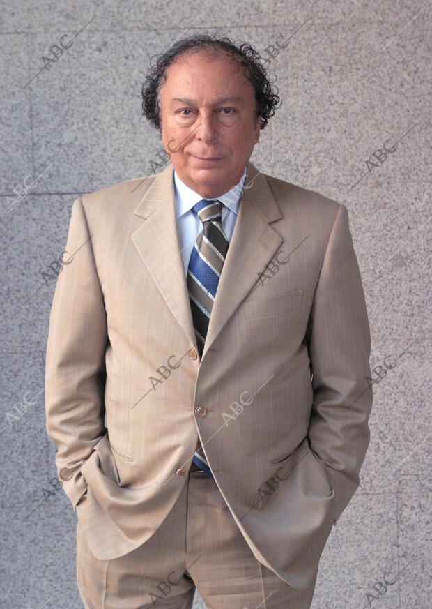 Valerio Lazarov en la presentación del concurso de Tve "Pequeños Grandes Genios"