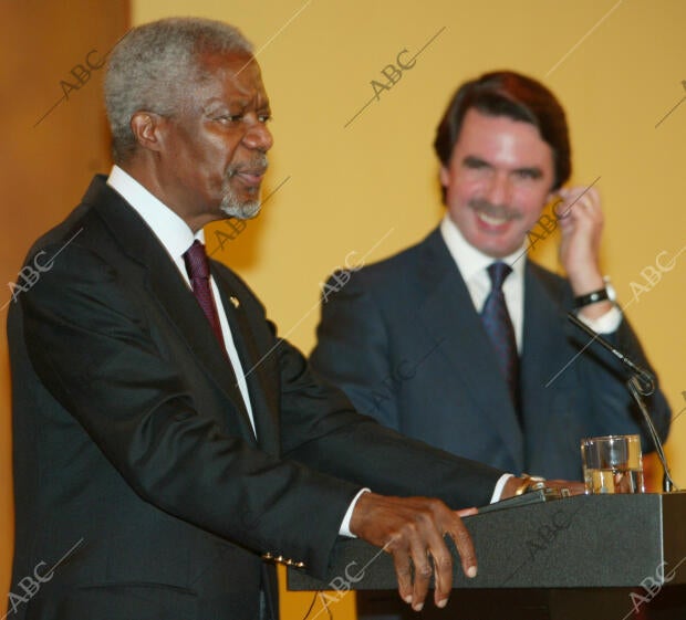 reunión del presidente del gobierno Jose Mª Aznar con el secretario general de...