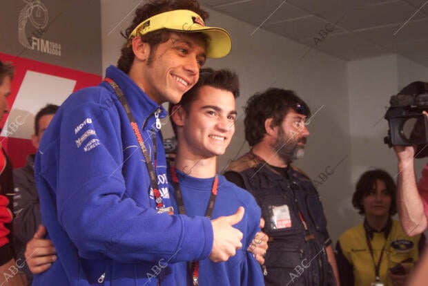 Preparativos para el mundial de Motos de Jerez, en la Imagen, Rossi y Pedrosa