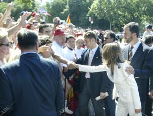 S. A. R el príncipe Felipe acompañado de doña Letizia Ortiz Enciende la llama...