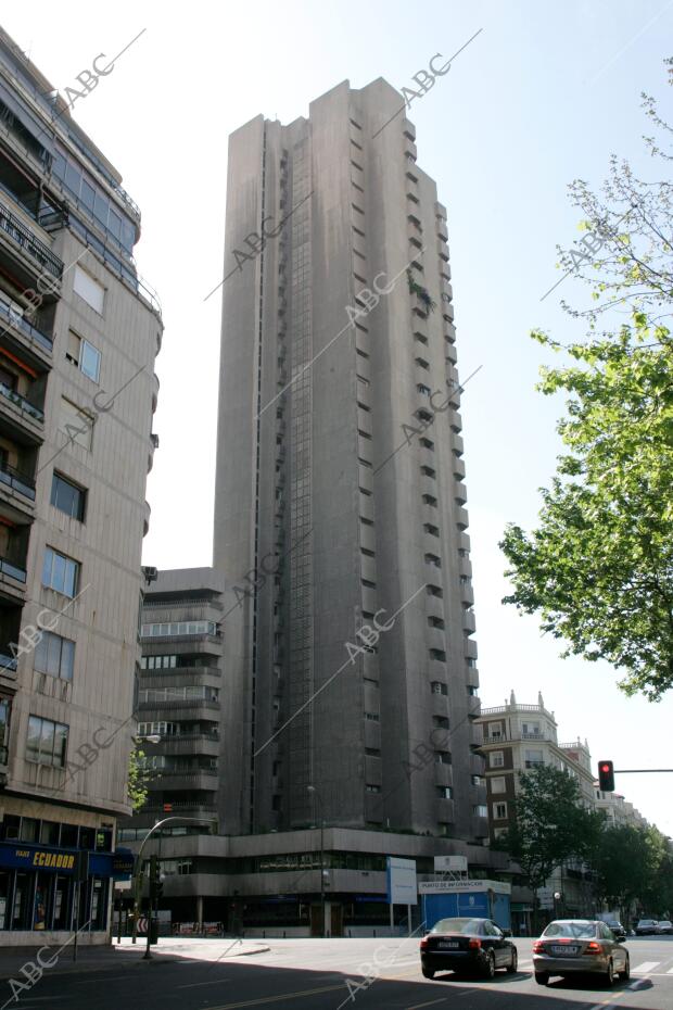 Edificios de Madrid. En la imagen torre de Valencia