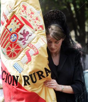 Los Príncipes de Asturias participan en la Hípica en la entrega de la bandera...