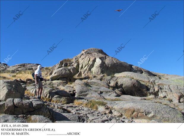 senderismo en Gredos (Ávila). Martín. ........................Archdc