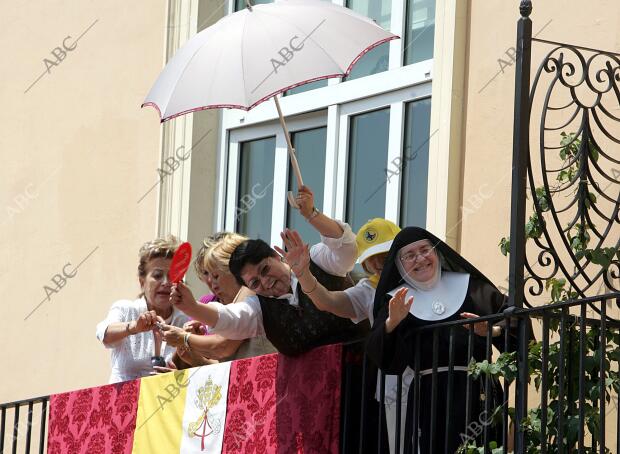 Benedicto Xvi Emprendió hoy viaje A Valencia, en su primera visita A dos Días de...