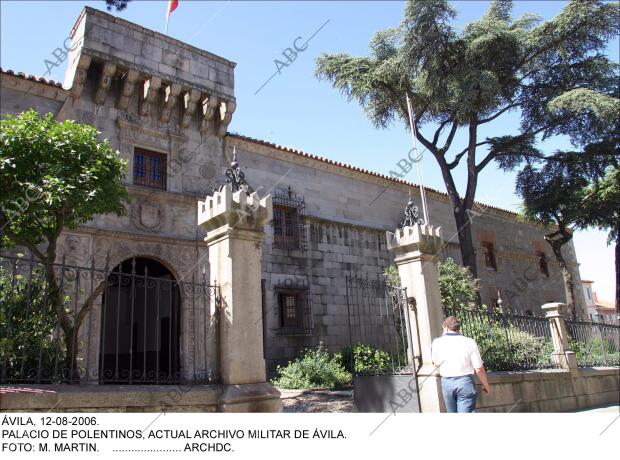 Palacio de Polentinos, actual archivo militar de Martin