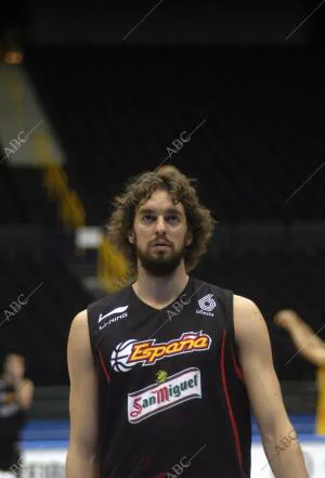 Primer entrenamiento de Espana en Saitama, H. de san Bernardo