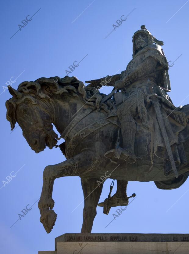 Estatua ecuestre del Rey Jaime I