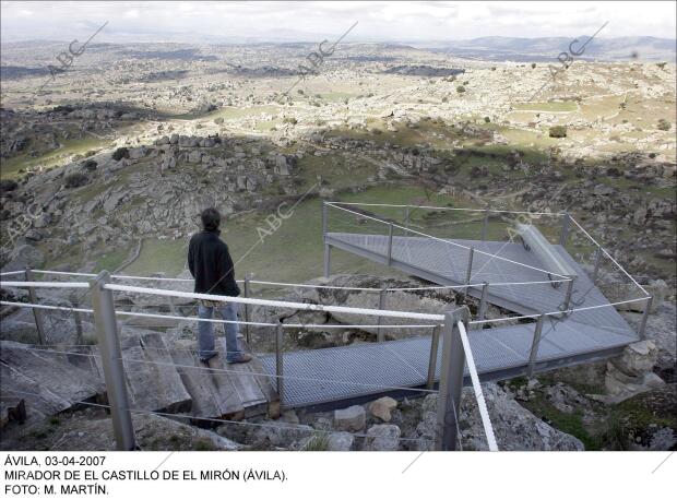 mirador de el castillo de el Mirón (Ávila)
