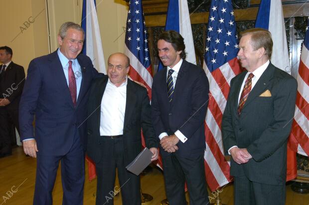 José María Aznar, George W. Bush, Vaclav Havel y Natan Sharansky