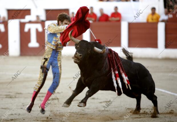 Corrida de Toros de José Tomás en la plaza de Linares