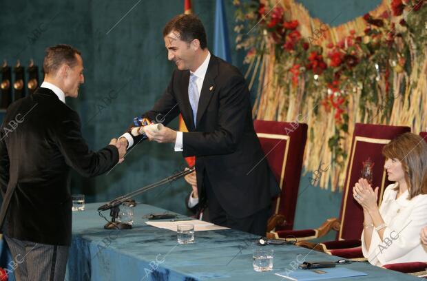 S.A.R.los Principes de Asturias Hacen entrega de los Galardones