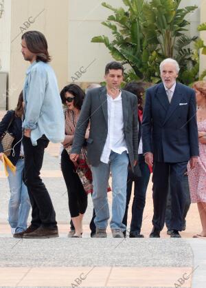 Colin Farell, Paz Vega, Christopher Lee, y el director Danis Tanovic Foto Juan...