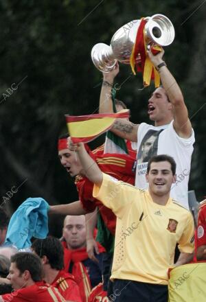 En la imagen, Villa, Sergio Ramos y Casillas