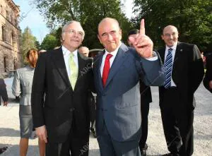 santander los reyes en comillas emilio botin e isidro faine juan manuel serrano...