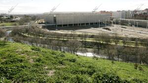 Obras de La Caja Mágica en el barrio de San Fermín, al lado del Manzanares