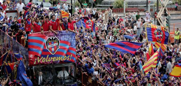 Celebración del ascenso a primera división del Levante C.F