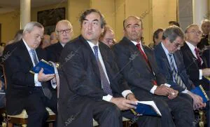 Miguel Boyer, Carlos Solchaga, Juan Rosell y Emilio Botín, en La Moncloa con...