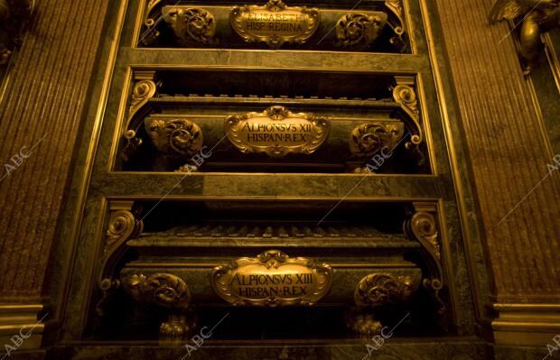 Monasterio de el Escorial Panteon de Reyes archdc