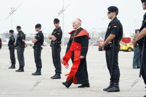 spedida por parte de los Reyes a su Santidad el Papa Benedicto XVI tras su...