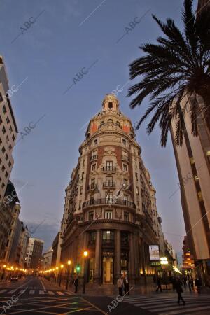 Vista del edificio del banco de Valencia