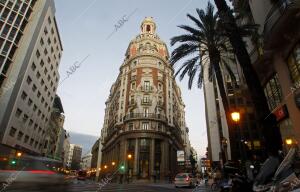 Vista del edificio del banco de Valencia