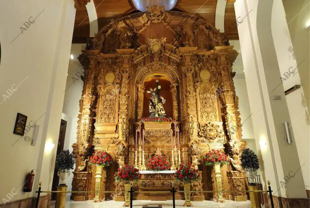 Retablo del Santísimo Cristo de las Tres Caídas, en la Capilla de los Marineros,...