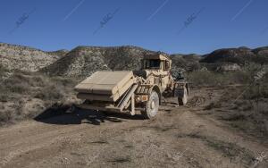 Maniobras Militares en san Gregorio. En la Imagen, Un «Husky» de Ee.Uu