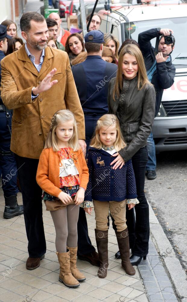 El Rey de espaa Don Juan Carlos I. Se recupra de su operacion de cadera