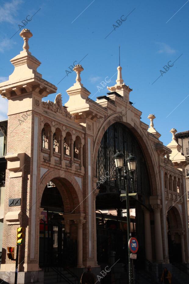 Reportaje Arquitectura Modernista Mercado Central foto Fabián Simón archdc