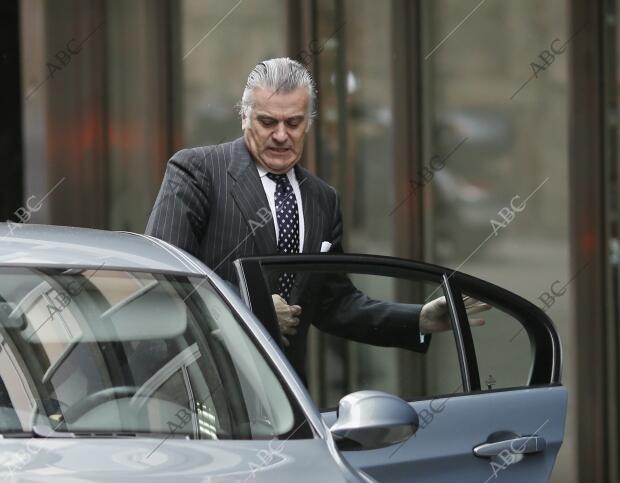 Luis Barcenas A la salida de la audiencia Nacional