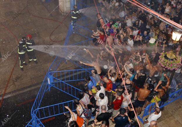 Cremá Hogueras de San Juan en la Hoguera del Ayuntamiento de Alicante Foto Juan...