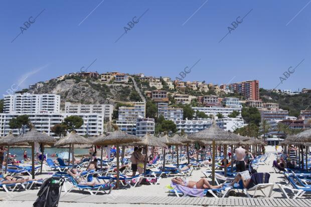 Playa de Santa Ponsa en el municipio de Calviá de Mallorca