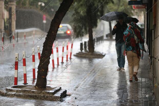 Imagenes de la lluvia Caida esta mañana en la Capital " foto Jaime Garcia Archdc...