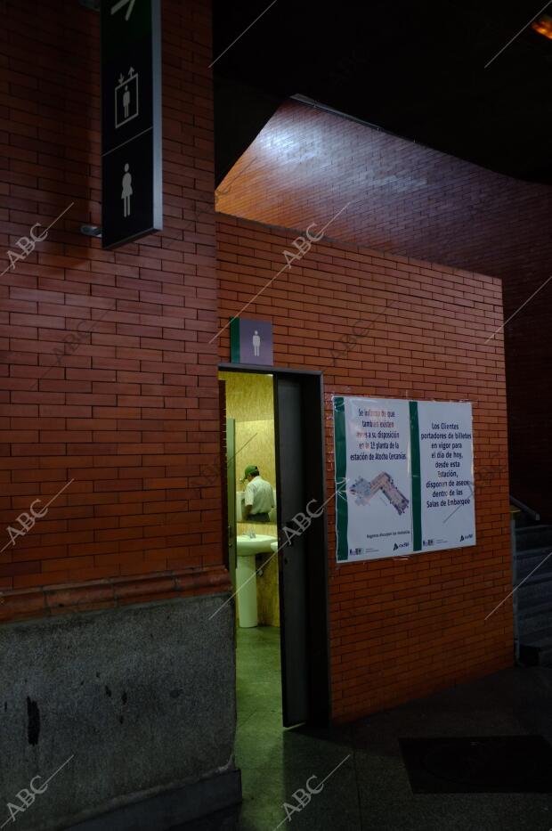 Baños en el Jardin tropical de la Estacion de Atocha