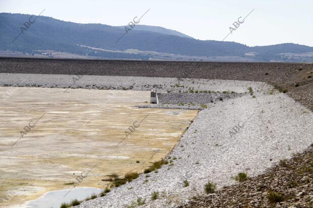 embalse san Diego en Villena foto Juan Carlos Soler Archdc Juan Carlos Soler