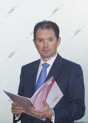 Entrevista al consejero delegado del Banco Popular, Francisco Gómez Martín