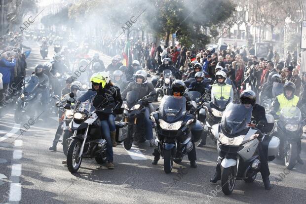 Miles de motoristas pertenecientes a la concentracion motera Pinguinos recorre...