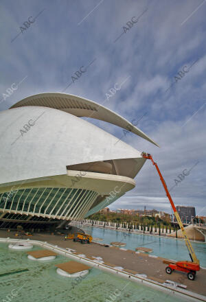 Comienzo de la Reparacion del Trecadis en el Palau de les Arts