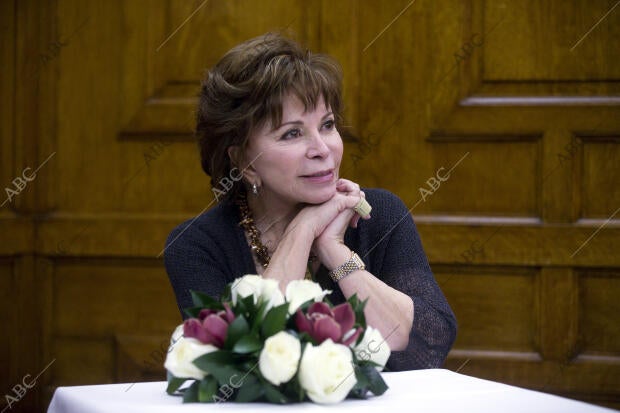 Entrevista con la escritora Isabel Allende