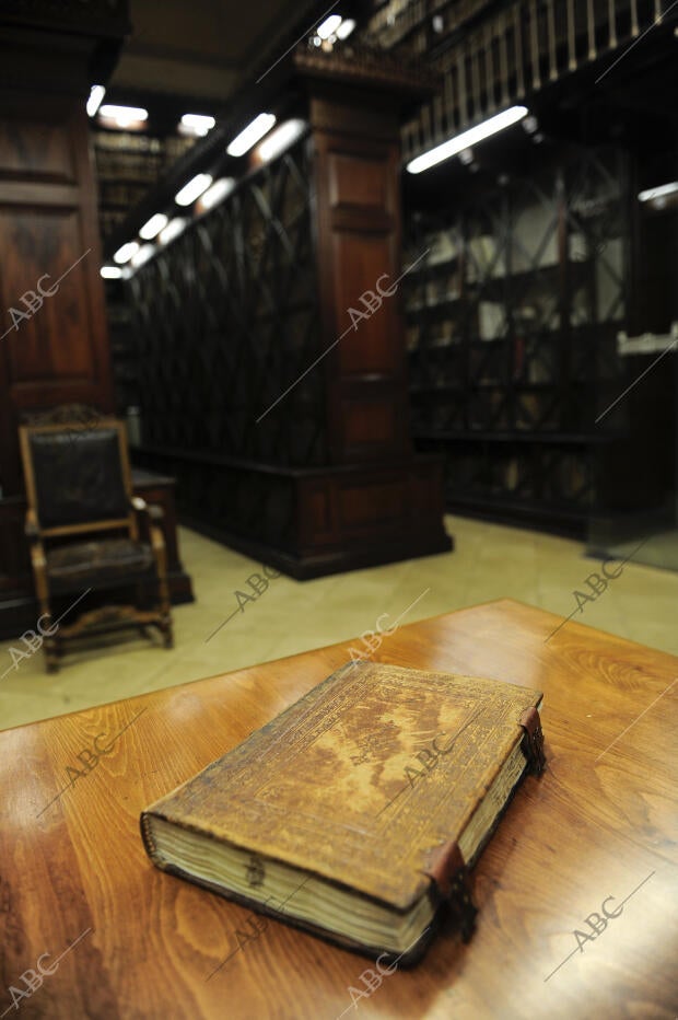 Biblioteca de la Ub. Restauracion de Libros Antiguos