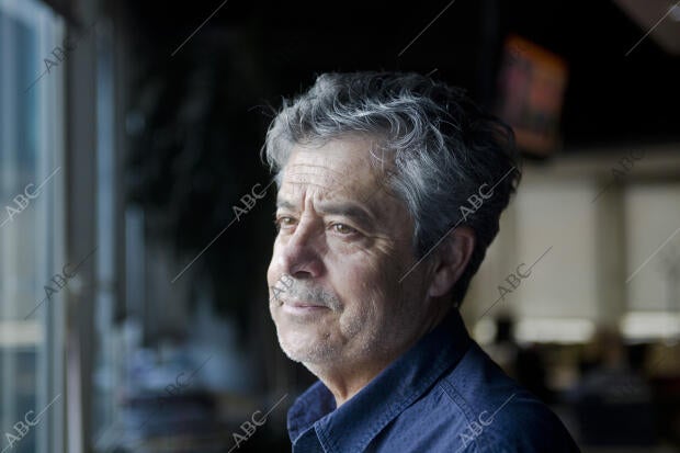 El actor y director Carlos Iglesias visita el chat de Abc