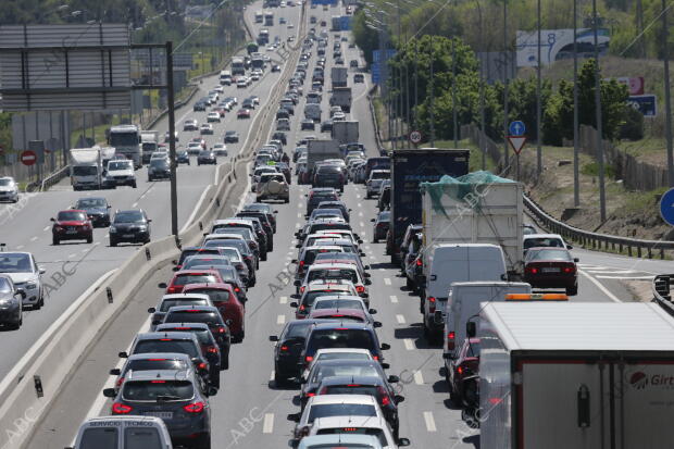 Imagenes De Los Atascos De Trafico En La Segunda Fase De La Operacion ...