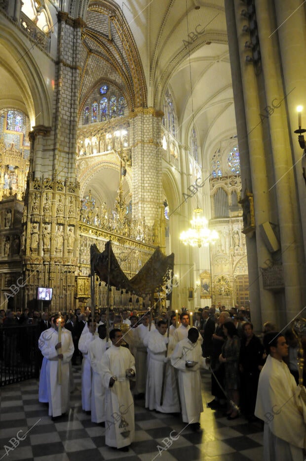 semana santa 2014. Jueves Santo. Misa y procesión en la catedral