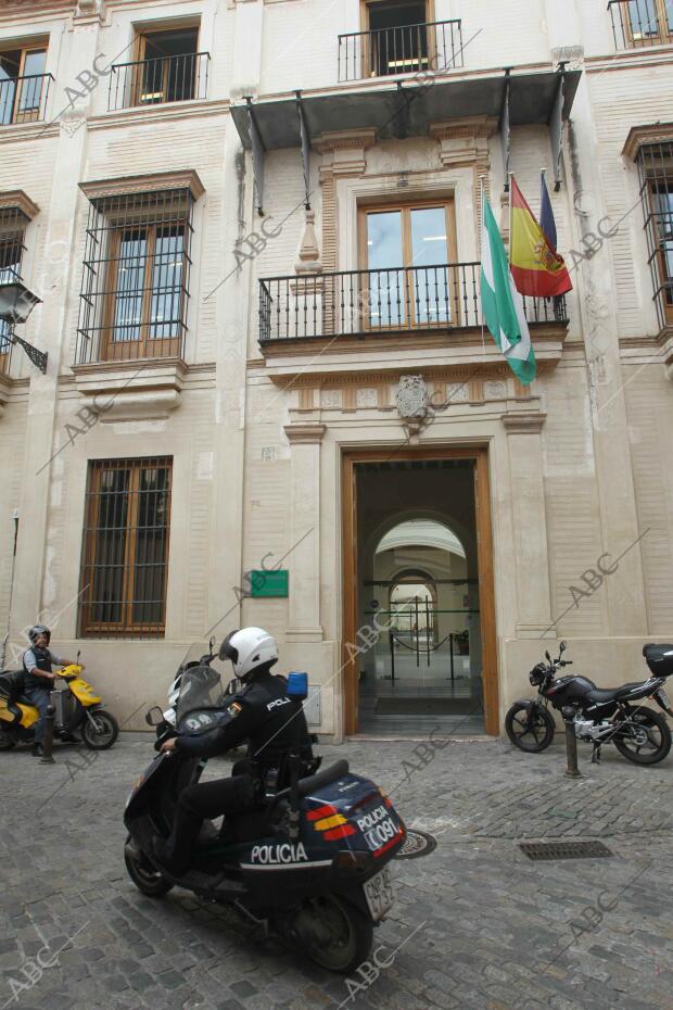 El número 28 de la calle Conde de Ibarra, sede de la Consejería de Educación