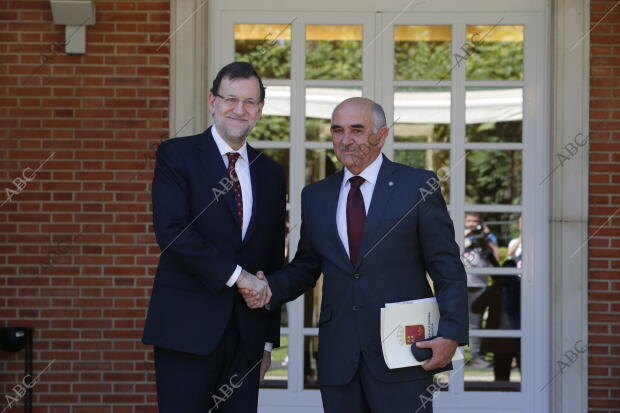 reunion del presidente del gobierno mariano con el presidente de la comunidad...