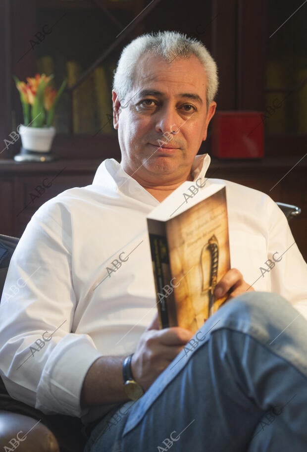 Entrevista al escritor peruano Eduardo Benavides Archivo ABC